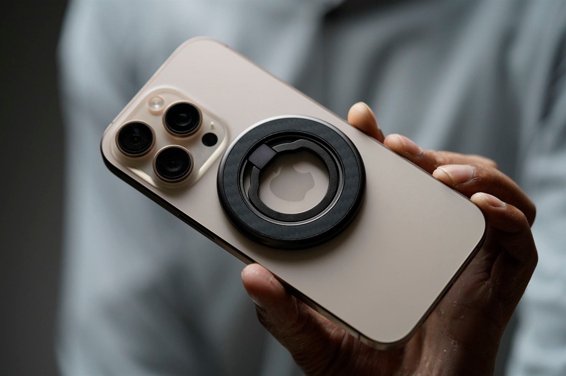 360 Degree Rotatable Carbon Fiber Magnetic Ring Holder