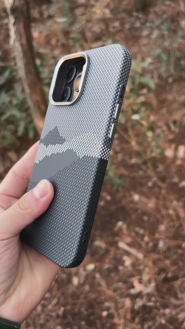 Camouflage Phone Cases for Iphone 17 Pro Max Magnetic Wireless Charge Shockproof Phone Case for Iphone 16 15